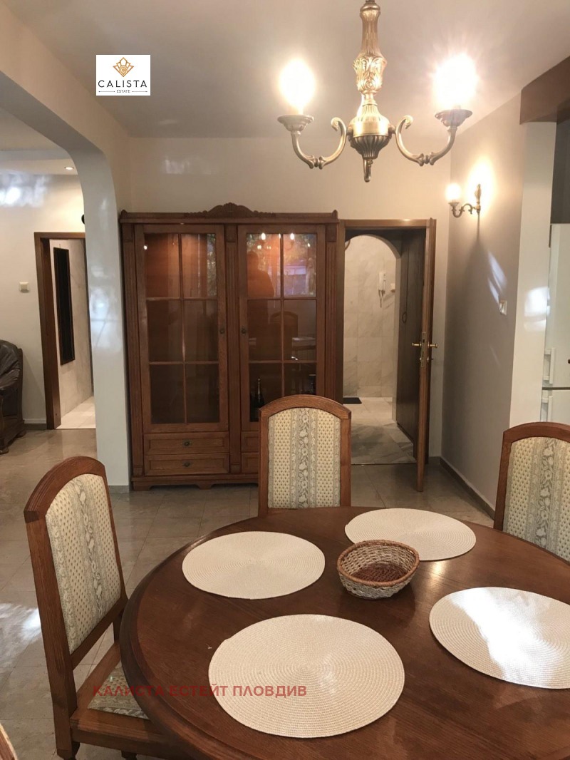 Издаје се  2 спаваће собе Пловдив , Центар , 100 м2 | 47536508 - слика [4]