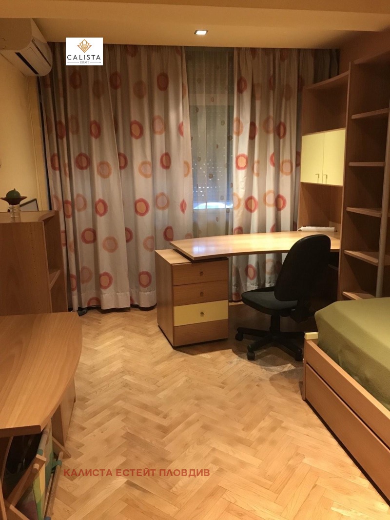Издаје се  2 спаваће собе Пловдив , Центар , 100 м2 | 47536508 - слика [7]