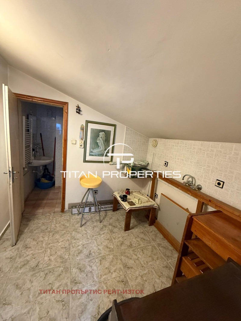 Дава под наем 1-СТАЕН, гр. Бургас, Лазур, снимка 4 - Апартаменти - 53200151