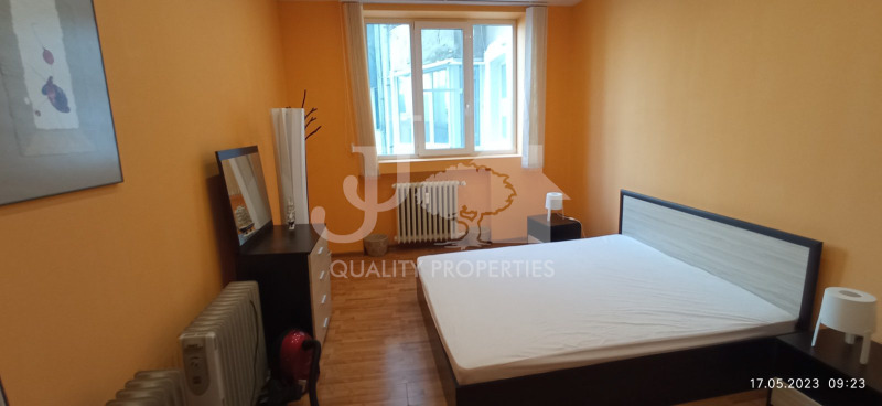 Zu vermieten  1 Schlafzimmer Sofia , Zentar , 75 qm | 51992758 - Bild [11]