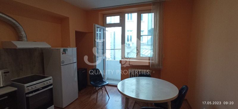 Zu vermieten  1 Schlafzimmer Sofia , Zentar , 75 qm | 51992758 - Bild [6]