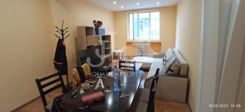 Zu vermieten  1 Schlafzimmer Sofia , Zentar , 75 qm | 51992758 - Bild [3]