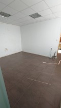 Дава под наем ОФИС, гр. Варна, Западна промишлена зона, снимка 4