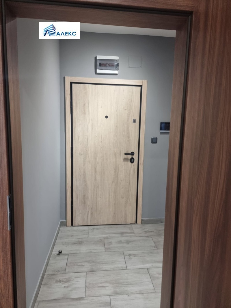 De inchiriat  1 dormitor Plovdiv , Țentâr , 78 mp | 64509450 - imagine [12]