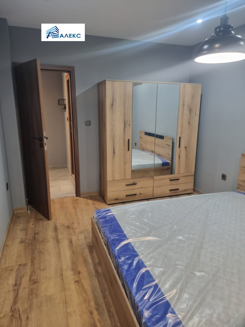 De inchiriat  1 dormitor Plovdiv , Țentâr , 78 mp | 64509450 - imagine [5]