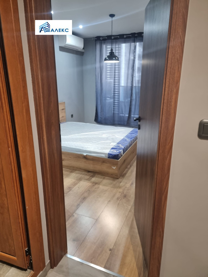 De inchiriat  1 dormitor Plovdiv , Țentâr , 78 mp | 64509450 - imagine [7]