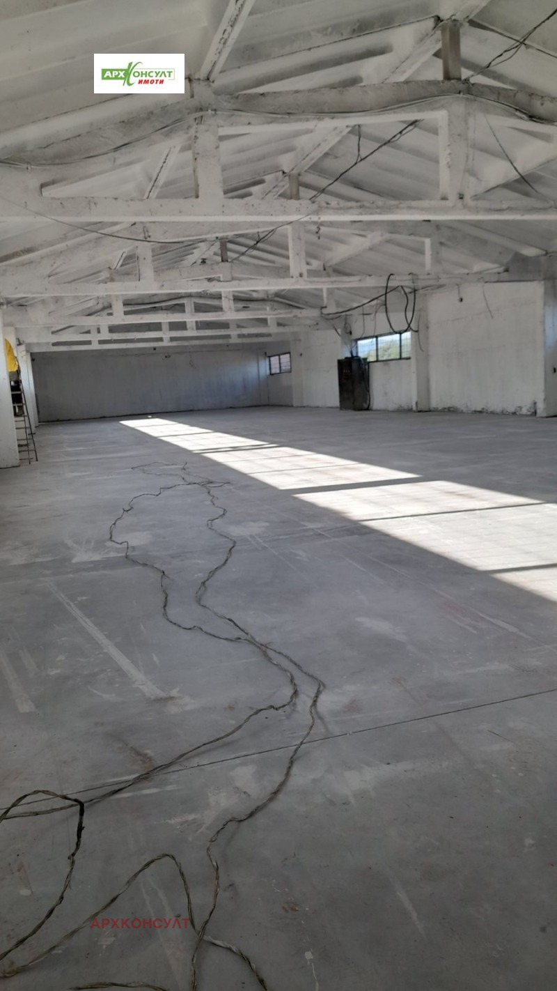 Дава под наем СКЛАД, гр. София, с. Кривина, снимка 2 - Складове - 52706335