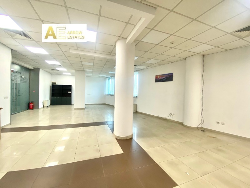 Дава под Наем ОФИС в град София, Полигона - 150 кв.м / 990 € » 1 936.27 лв., АРОУ ЕСТЕЙТС