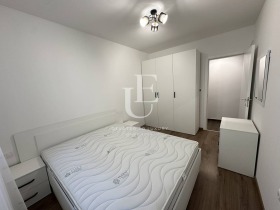 2 Schlafzimmer Zentar, Sofia 6