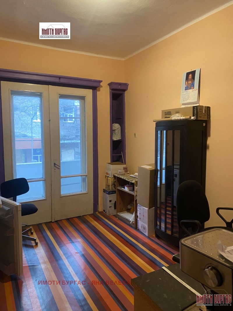 Дава под наем 3-СТАЕН, гр. Бургас, Център, снимка 4 - Апартаменти - 53350183