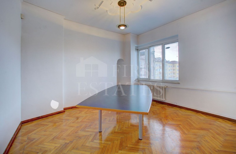 Te huur  Kantoor Sofia , Tsentar , 248 m² | 33792529 - afbeelding [6]