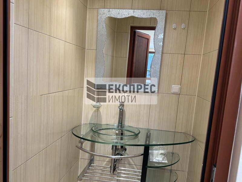 Дава под наем ОФИС, гр. Варна, Зимно кино Тракия, снимка 3 - Офиси - 54689205
