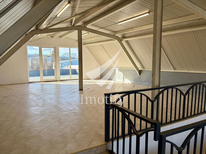 Дава под наем СКЛАД, гр. София, Военна рампа, снимка 4 - Складове - 53162547