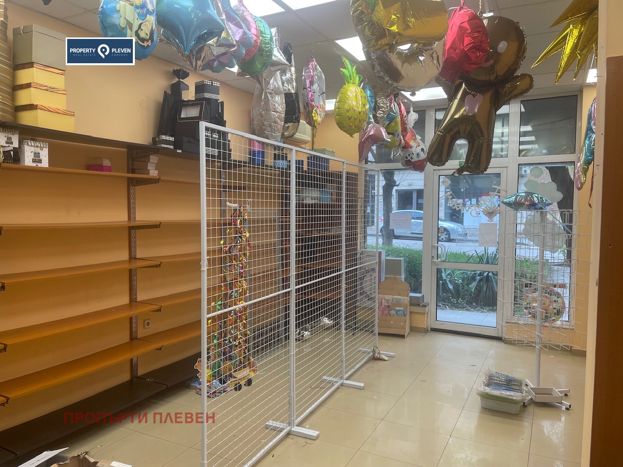 Дава под наем МАГАЗИН, гр. Плевен, Широк център, снимка 5 - Магазини - 53898850