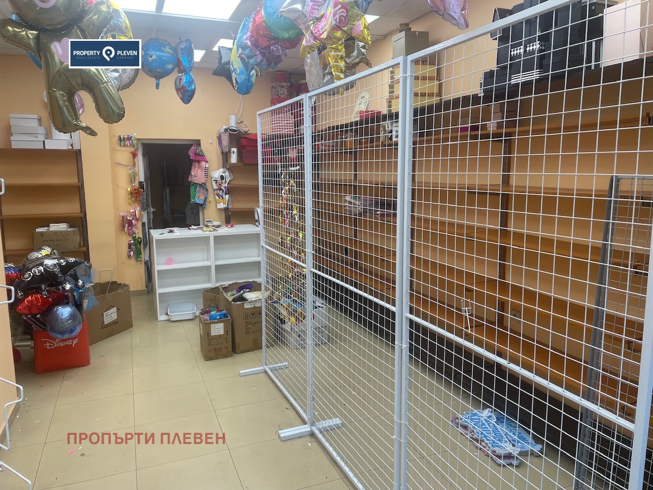 Дава под наем МАГАЗИН, гр. Плевен, Широк център, снимка 2 - Магазини - 53898850