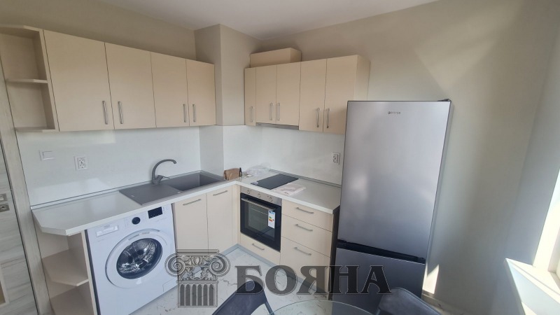 Te huur  Studio Ruse , Tsentar , 48 m² | 64596224 - afbeelding [3]