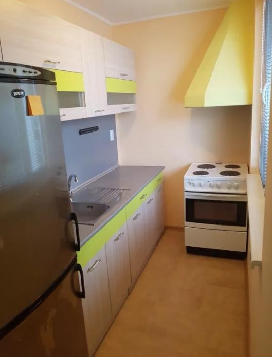 Дава под нем  2-стаен, град Пловдив, Каменица 2 •  350 EUR • ID 49811080 — holmes.bg - [1] 