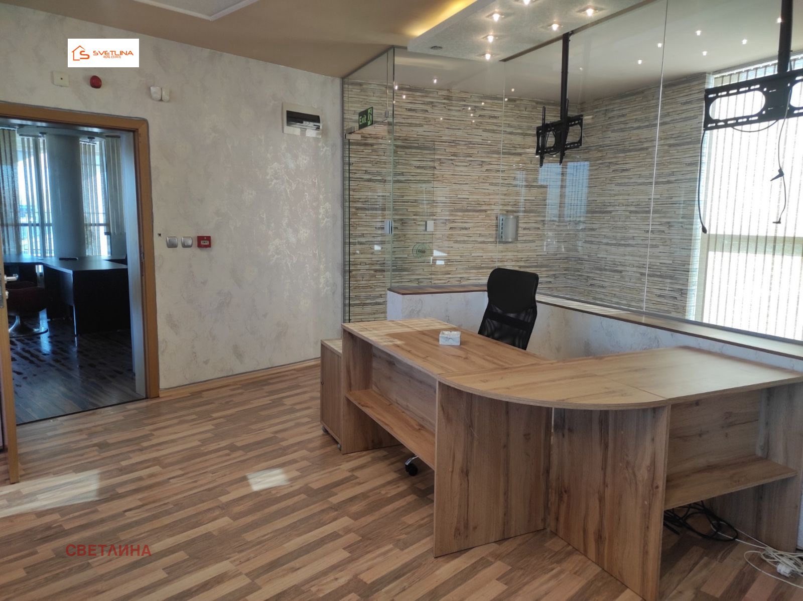 Дава под наем ОФИС, гр. София, Враждебна, снимка 2 - Офиси - 53045833