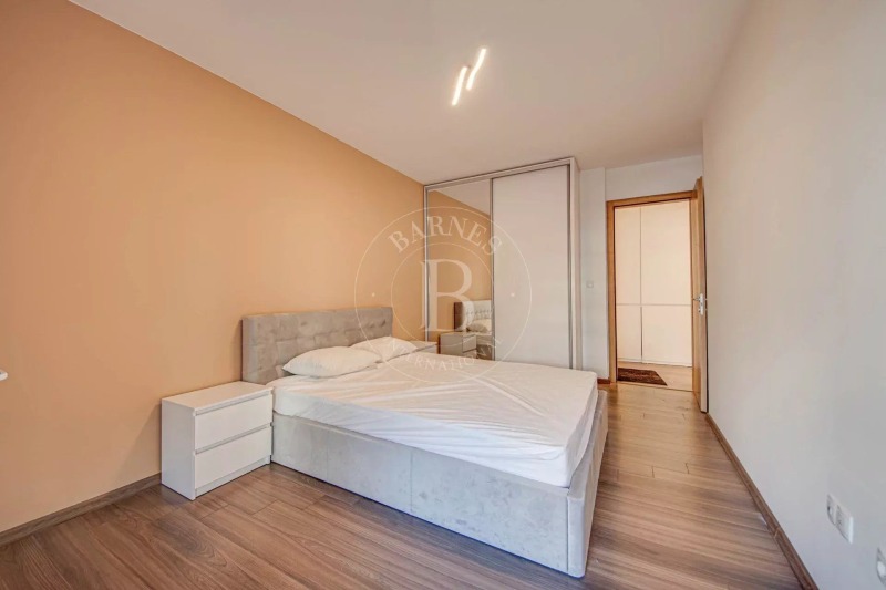 En renta  1 dormitorio Sofia , Vitosha , 70 metros cuadrados | 50115483 - imagen [9]
