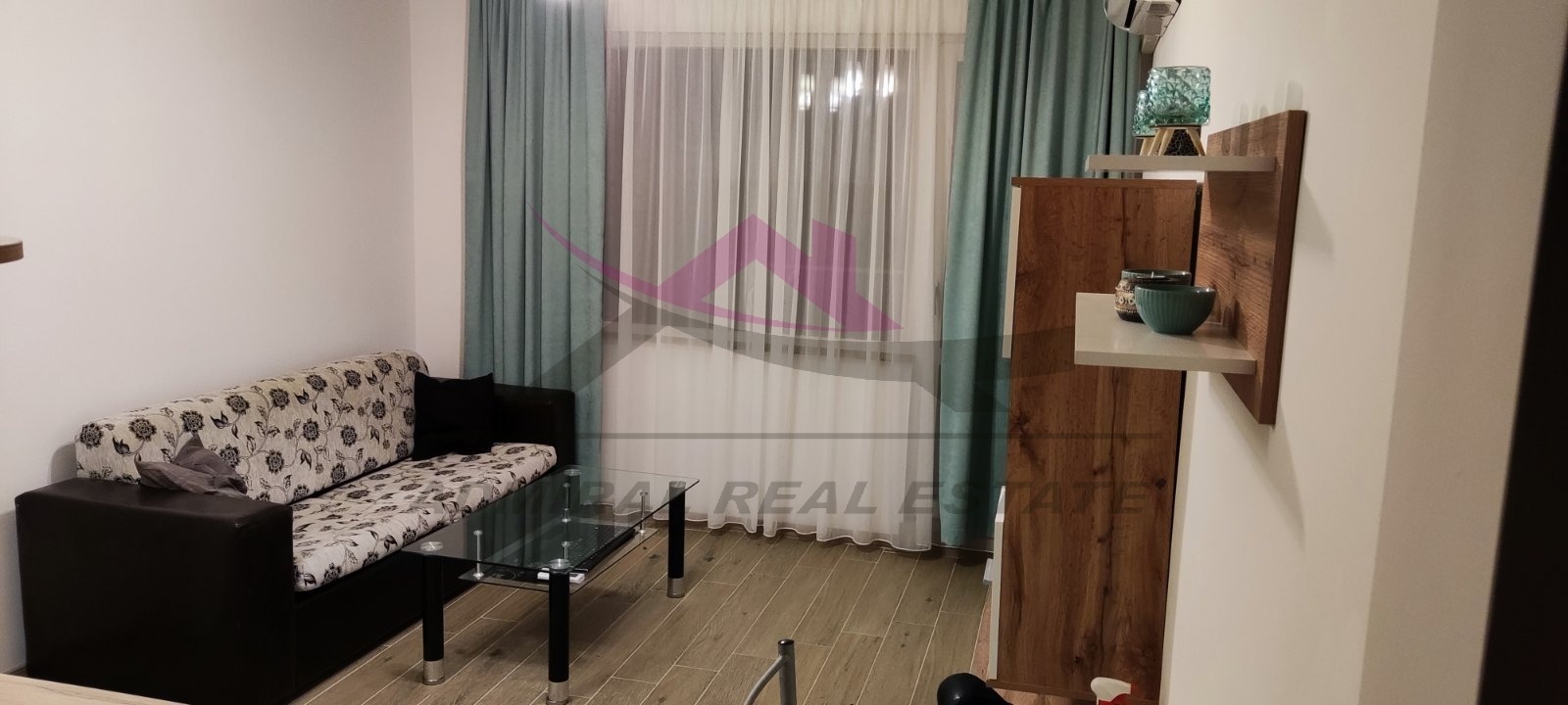 Дава под наем 2-СТАЕН, гр. Варна, Левски 1