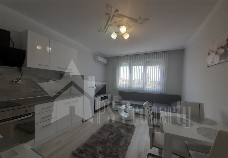 K pronájmu  2 ložnice Stara Zagora , Centar , 70 m2 | 49254598 - obraz [2]