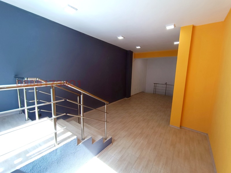 Дава под наем ОФИС, гр. Варна, Колхозен пазар, снимка 2 - Офиси - 53095932