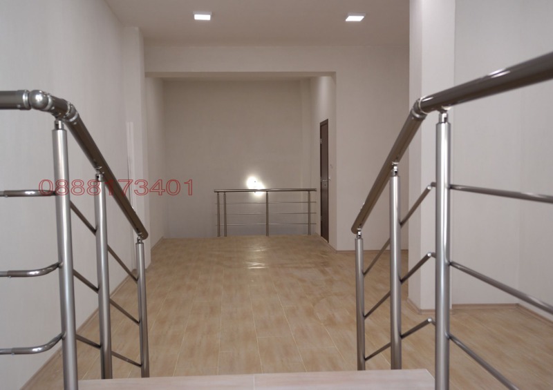 Дава под наем ОФИС, гр. Варна, Колхозен пазар, снимка 10 - Офиси - 53095932