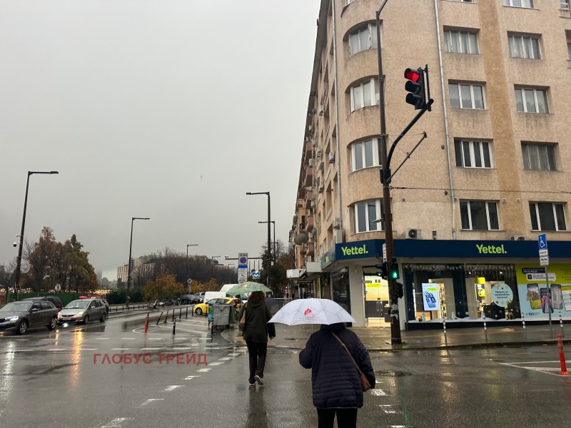 Под наем МАГАЗИН, град София, Център • 2300 € / 4498.41 лв. • 81129829 1