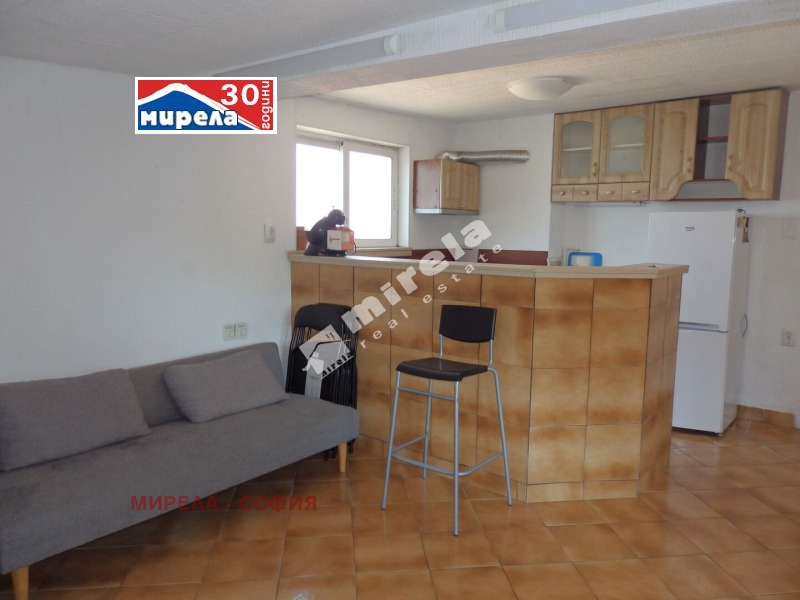 Zu vermieten  2 Schlafzimmer Sofia , Oborishte , 90 qm | 75758335
