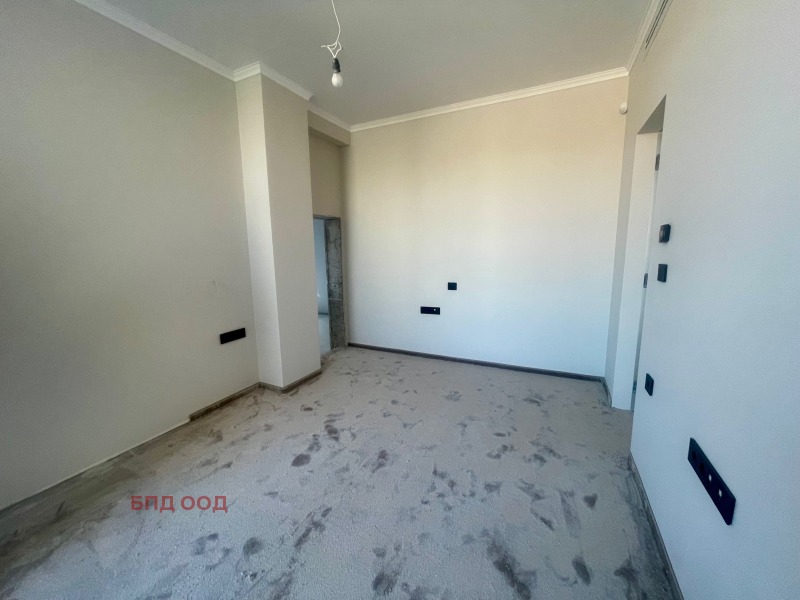 Te huur  3 slaapkamers Sofia , Tsentar , 201 m² | 65205847 - afbeelding [12]