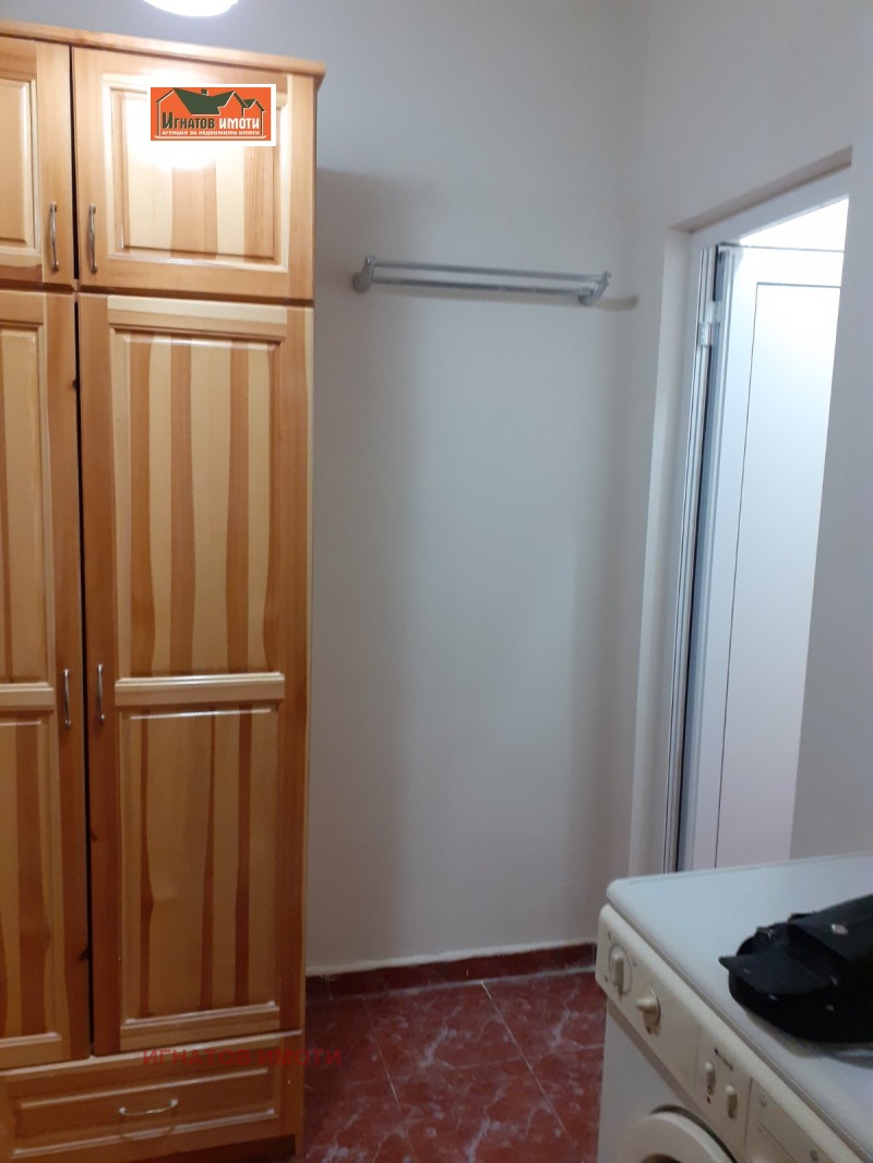 Дава под наем 2-СТАЕН, гр. Пазарджик, Идеален център, снимка 10 - Апартаменти - 52701850