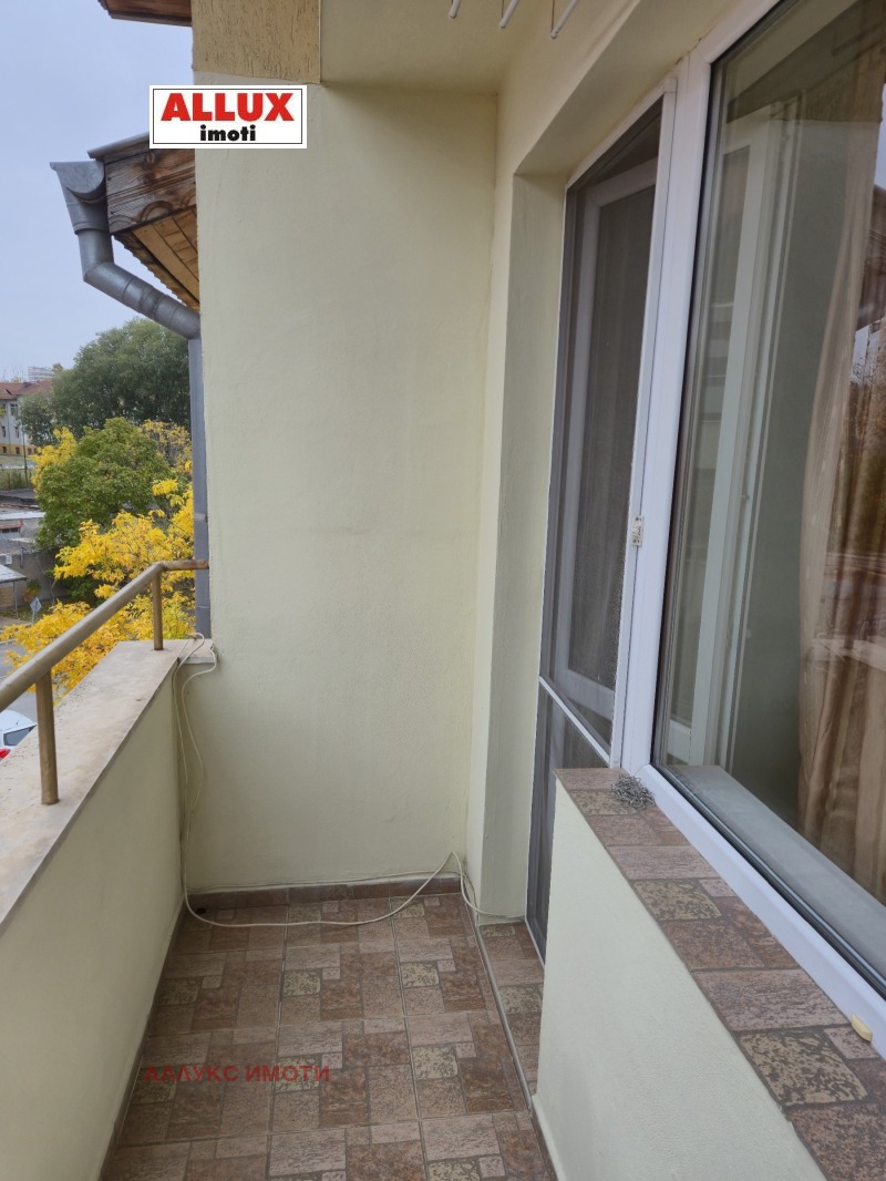 A louer  2 chambres Rouse , Yalta , 87 m² | 27617100 - image [15]