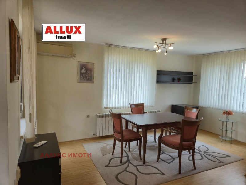 A louer  2 chambres Rouse , Yalta , 87 m² | 27617100 - image [5]