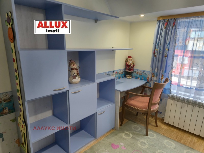 A louer  2 chambres Rouse , Yalta , 87 m² | 27617100 - image [10]