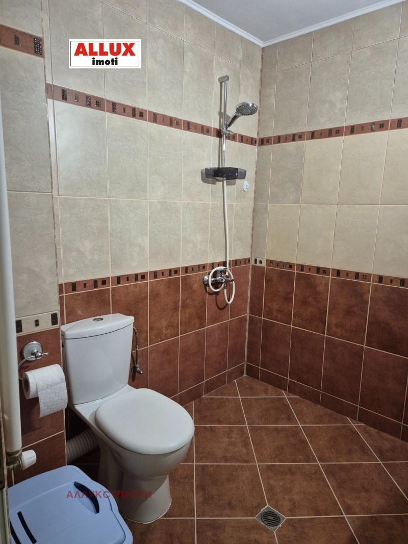 A louer  2 chambres Rouse , Yalta , 87 m² | 27617100 - image [8]