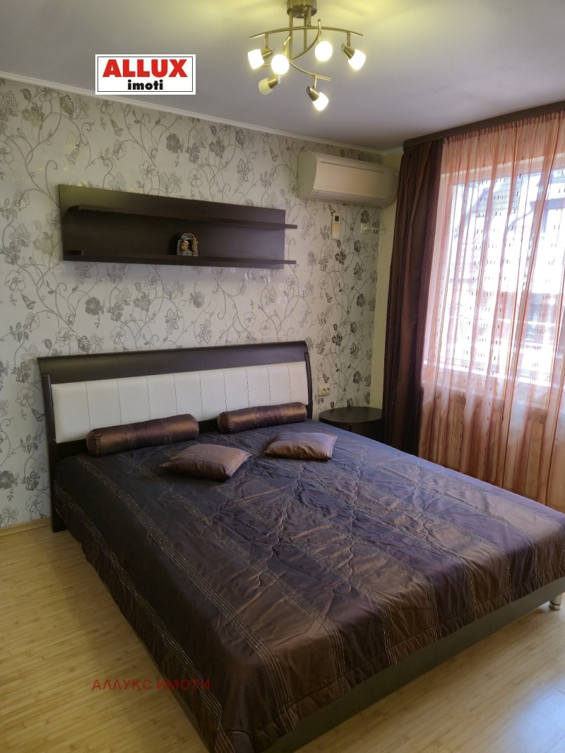 A louer  2 chambres Rouse , Yalta , 87 m² | 27617100 - image [17]