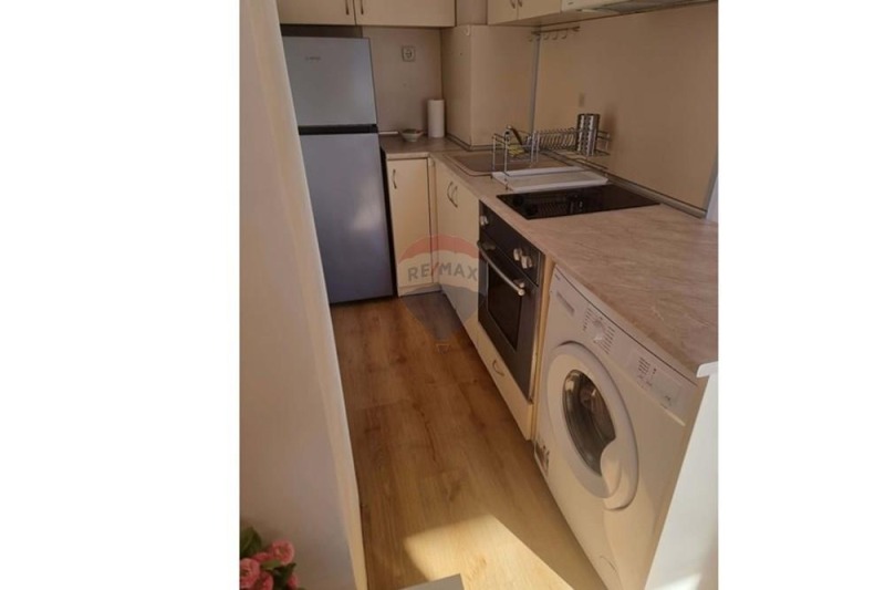 Дава под наем 1-СТАЕН, гр. Варна, Зимно кино Тракия, снимка 4 - Апартаменти - 53249777