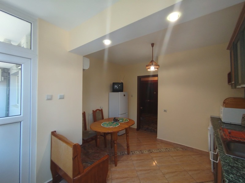 En renta  1 dormitorio Ruse , Tsentar , 70 metros cuadrados | 35284322 - imagen [2]