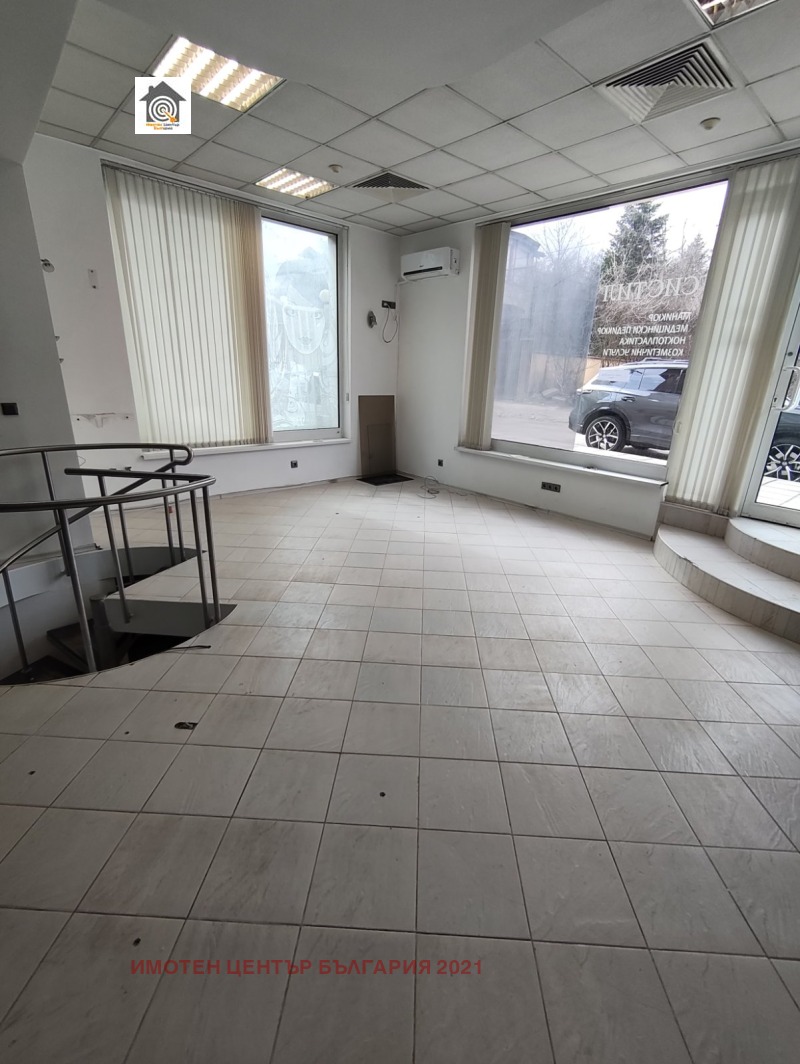 Дава под наем МАГАЗИН, гр. София, Витоша