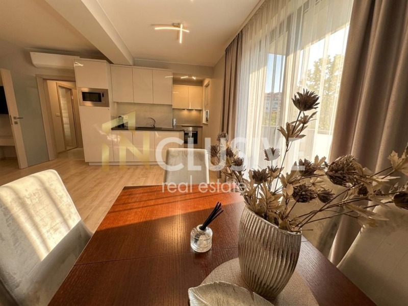 Дава под Наем 3-СТАЕН в град Варна, Център - 90 кв.м / 1 500 € » 2 933.75 лв., ИНКЛУЗИВ ВАРНА