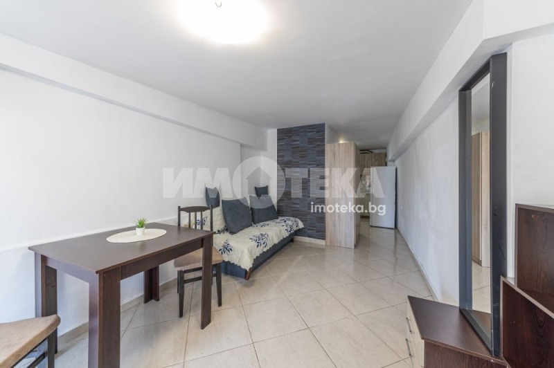 В оренду  Студія Варна , Централна поща , 38 кв.м | 68808106