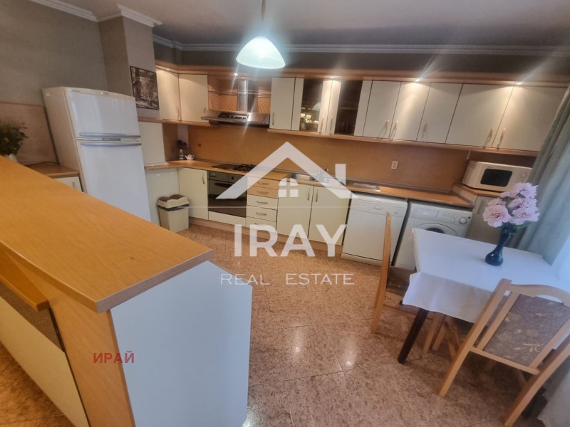 Zu vermieten  3+ Schlafzimmer Stara Zagora , ORB , 200 qm | 65572156 - Bild [2]