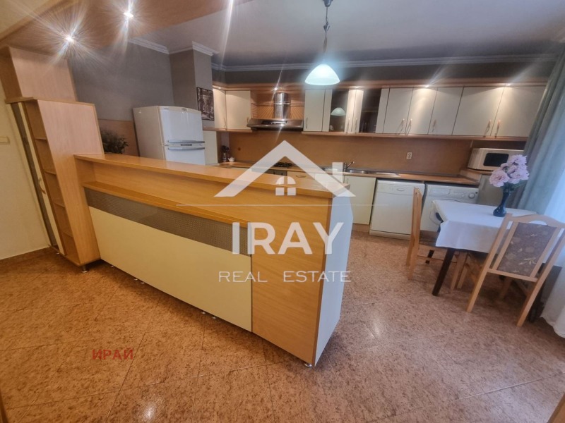 Zu vermieten  3+ Schlafzimmer Stara Zagora , ORB , 200 qm | 65572156 - Bild [3]