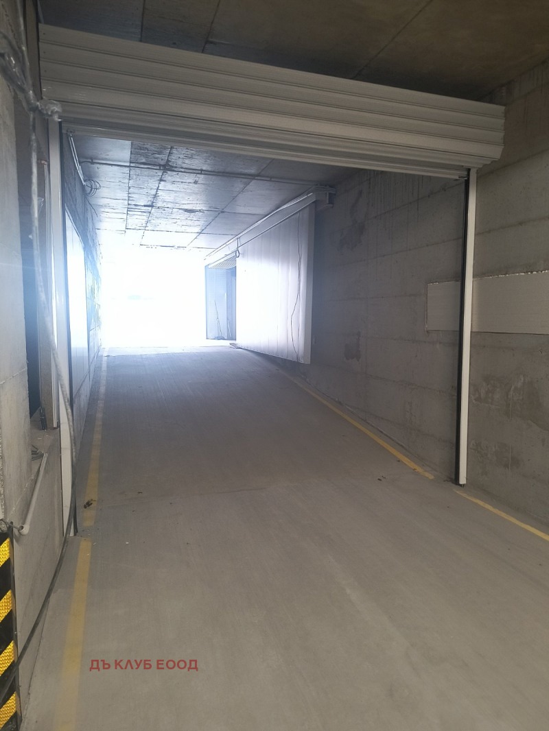 Дава под наем СКЛАД, гр. София, Летище София