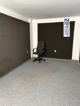 Office Kolyu Ficheto, Veliko Tarnovo 4
