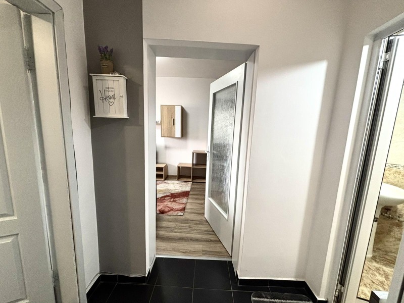 В оренду  1 спальня Пловдив , Кършияка , 50 кв.м | 29586058 - зображення [5]