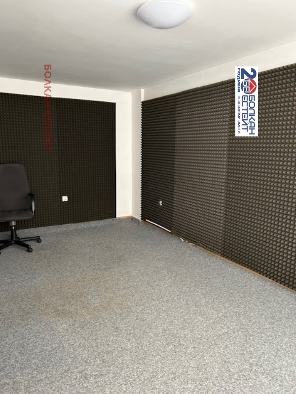 Til leje  Kontor Veliko Tarnovo , Kolyu Ficheto , 35 kvm | 13696986 - billede [5]