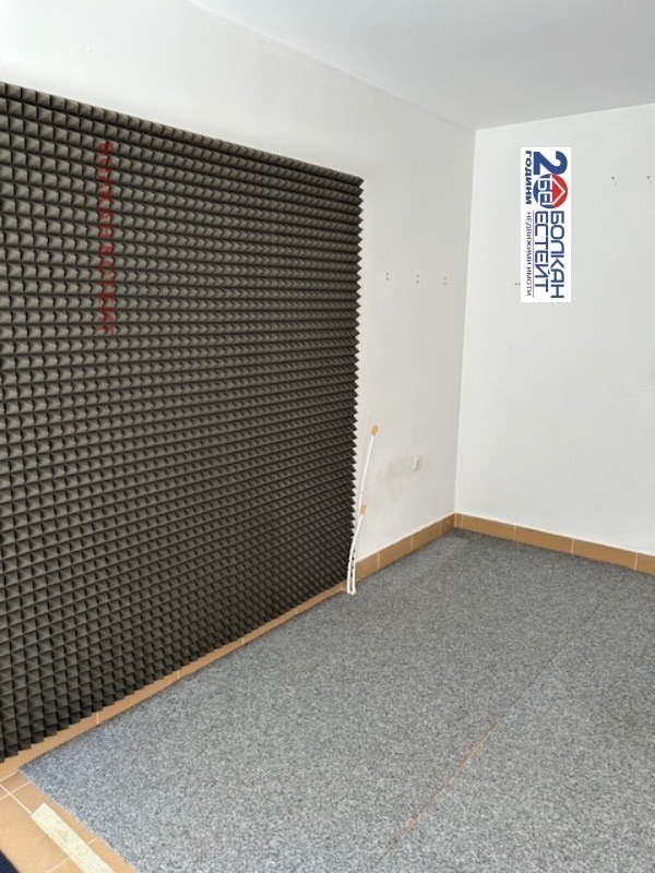 Til leje  Kontor Veliko Tarnovo , Kolyu Ficheto , 35 kvm | 13696986 - billede [3]