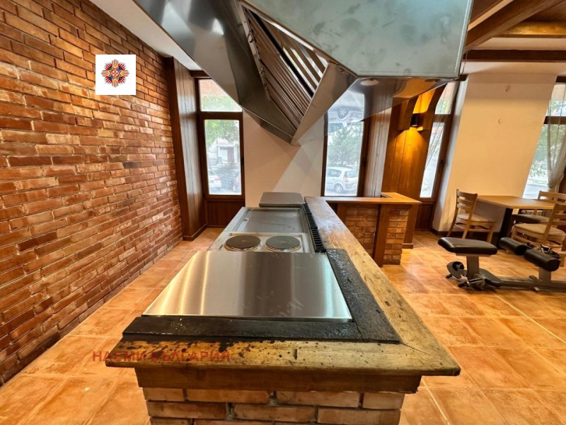 Дава под наем ЗАВЕДЕНИЕ, гр. Разлог, област Благоевград, снимка 11 - Заведения - 52195984