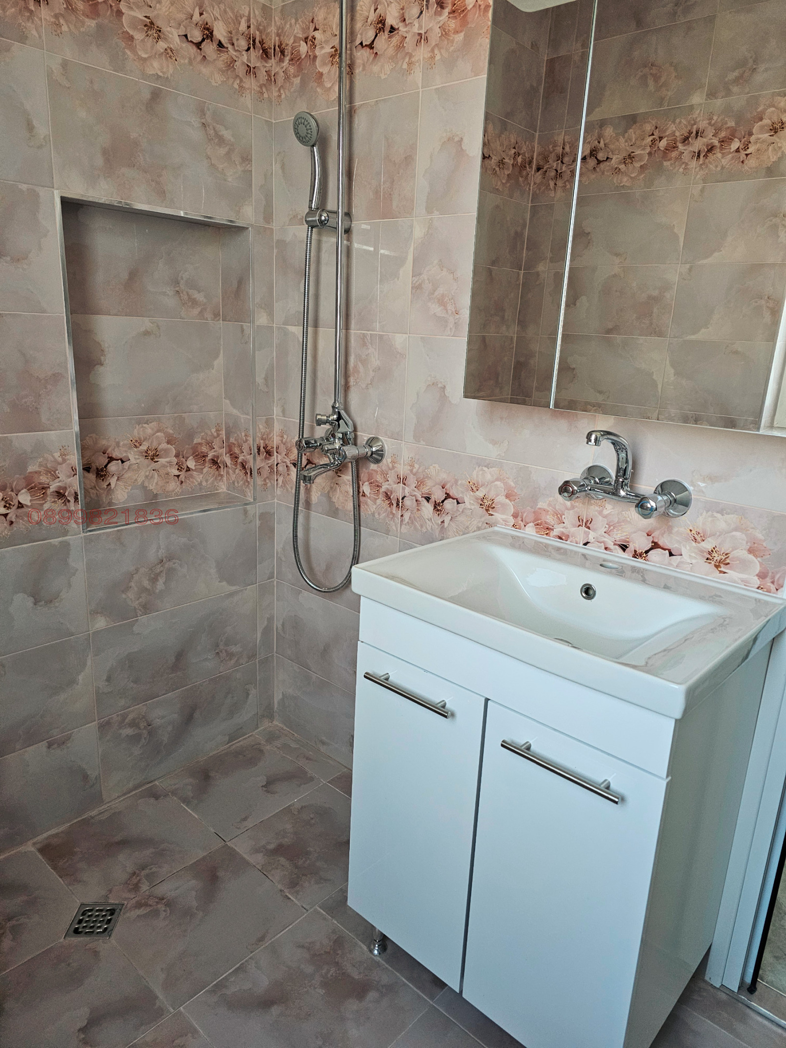 Дава под наем КЪЩА, гр. София, с. Волуяк, снимка 5 - Къщи - 54021868